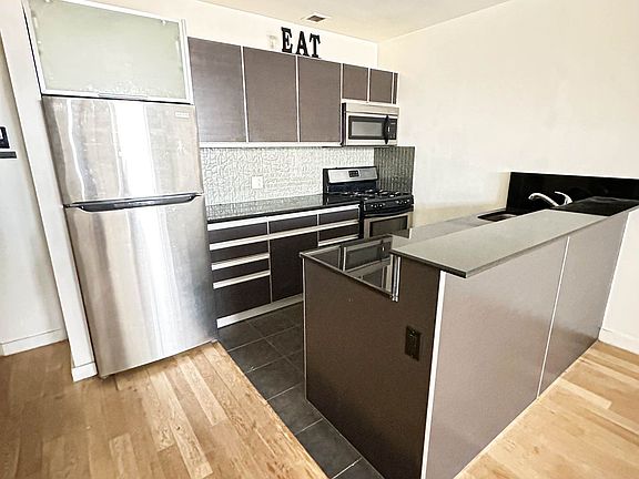 2nd image of 143-20 Hoover Ave #1