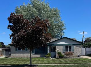 6340 N Farmington Rd, Westland, MI 48185