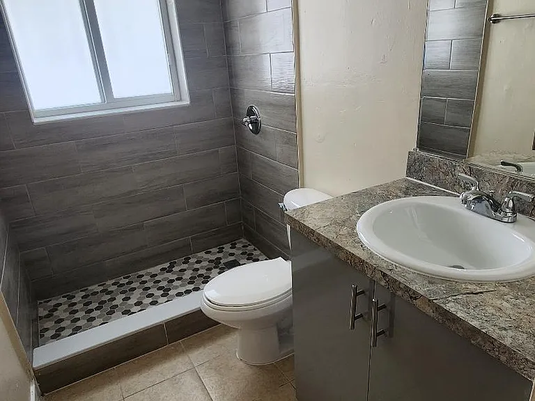 8852 SW 95th Ave — Photo 17