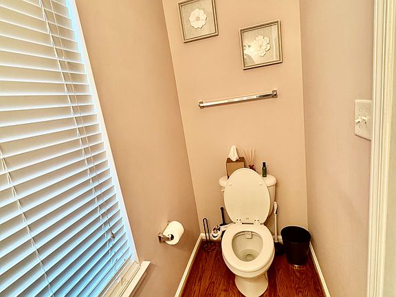 Powder room