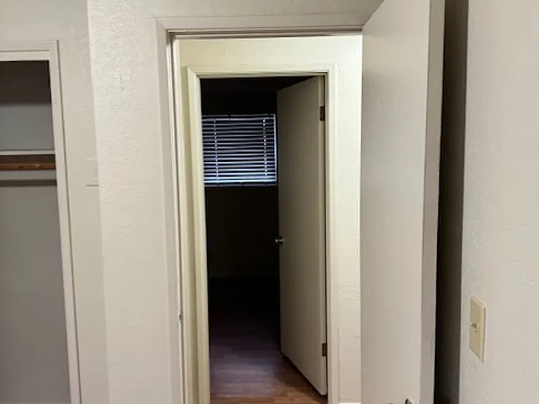 204 Fargo St — Photo 18