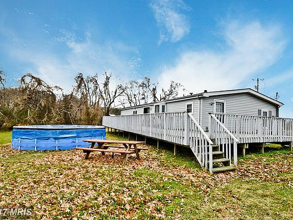3rd image of 36297 Willow Glen Ln