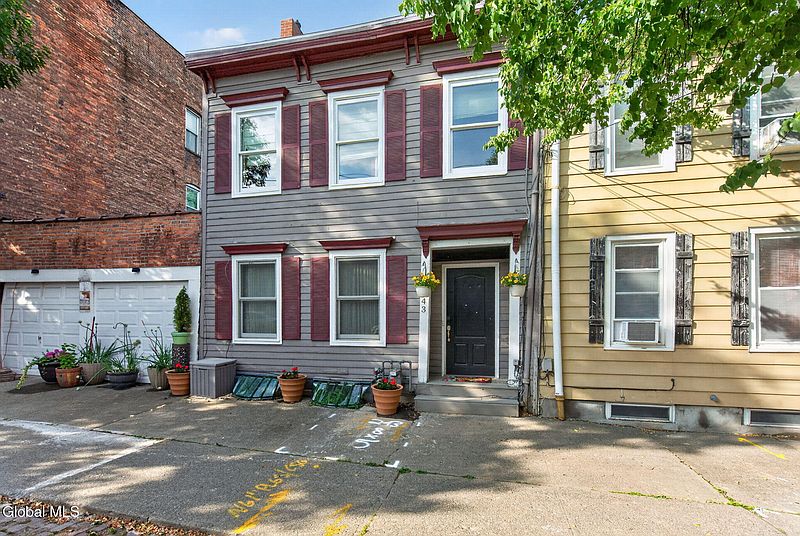 3rd image of 243 Elm Street