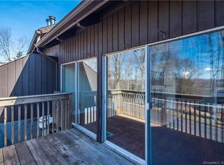15 Country Squire Dr UNIT H, Cromwell, CT 06416