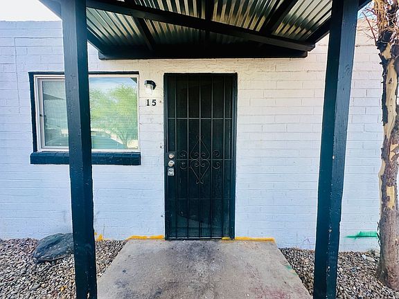 4th image of 329 W Kentucky St #15