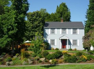 2288 University St, Eugene, OR 97403