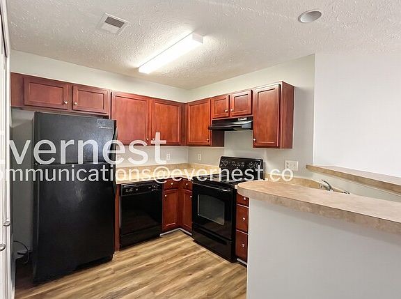 3rd image of 3172 Penn Meade Way
