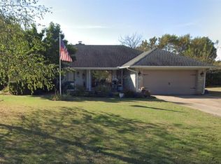 21 Oak Hill Rd, Shawnee, OK 74804