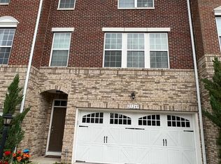 23249 Tradewind Dr, Ashburn, VA 20148