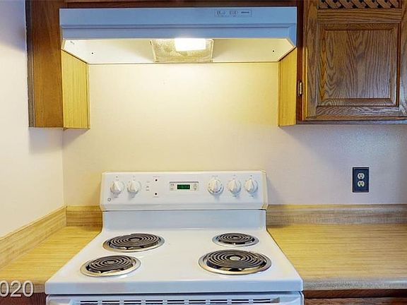 3rd image of 6323 Don Zarembo Ave
