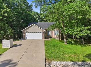 158 Apache Rd, Linn Creek, MO 65049