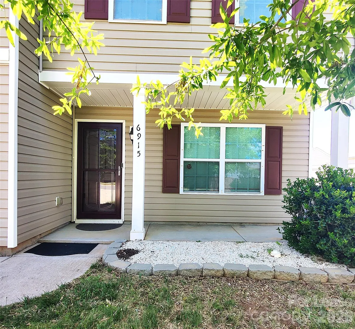 Building Photo - 6915 Nathan Dr