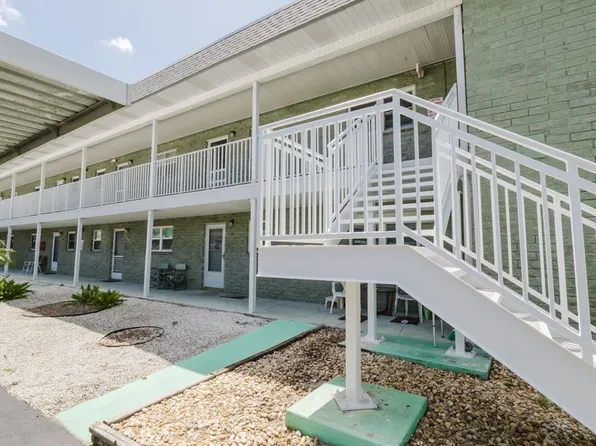 5287 81st St N APT 25, Saint Petersburg, FL 33709