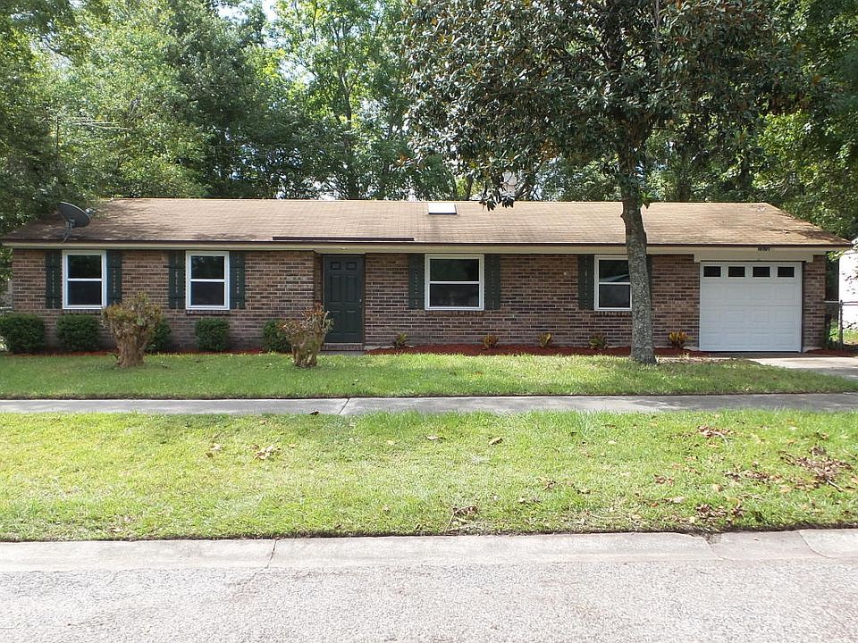 1st image of 7372 Sharbeth Dr S