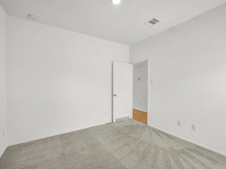 3003 Halleton Ct — Photo 21