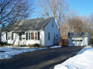 95 Benjamin Ave, Rochester, NY 14616