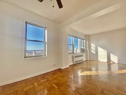 1st image of 34 Plaza St E APT 806