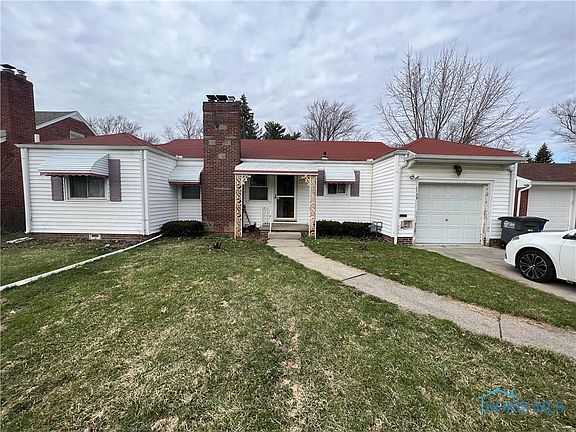 2nd image of 2738 Oxbridge Dr