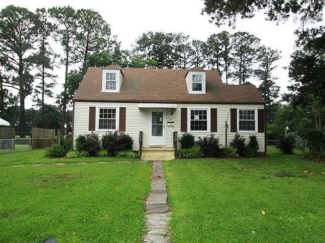 1st image of 31 Fairview Cir S