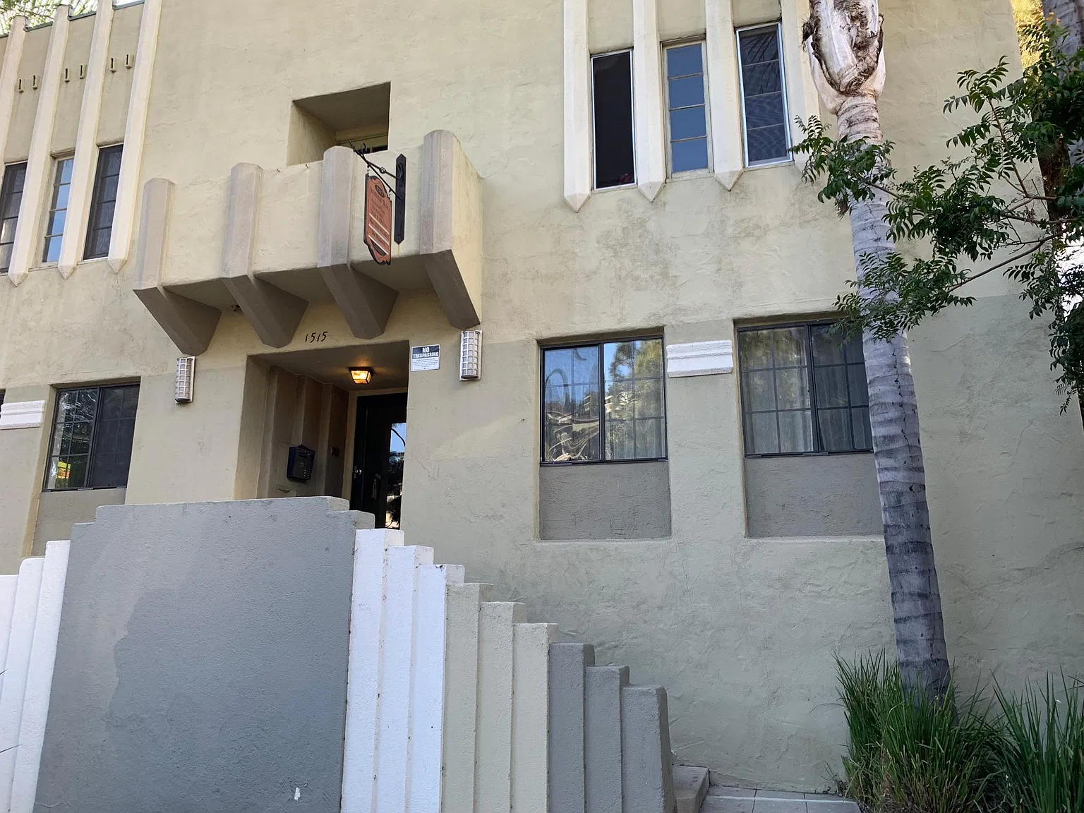 Studio, $1,995 — Photo 2