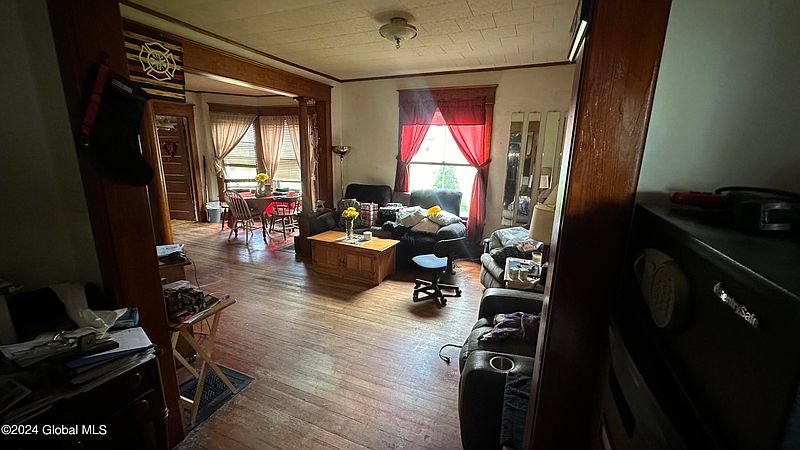 2nd image of 26 Alexander Street