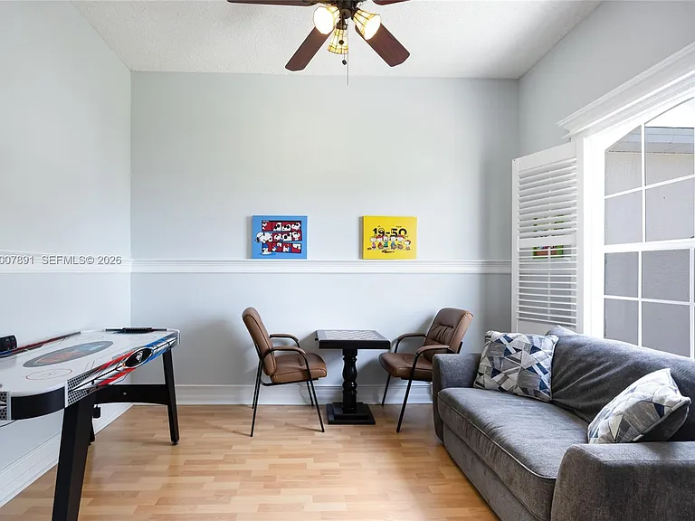 2033 SW Beekman St — Photo 14