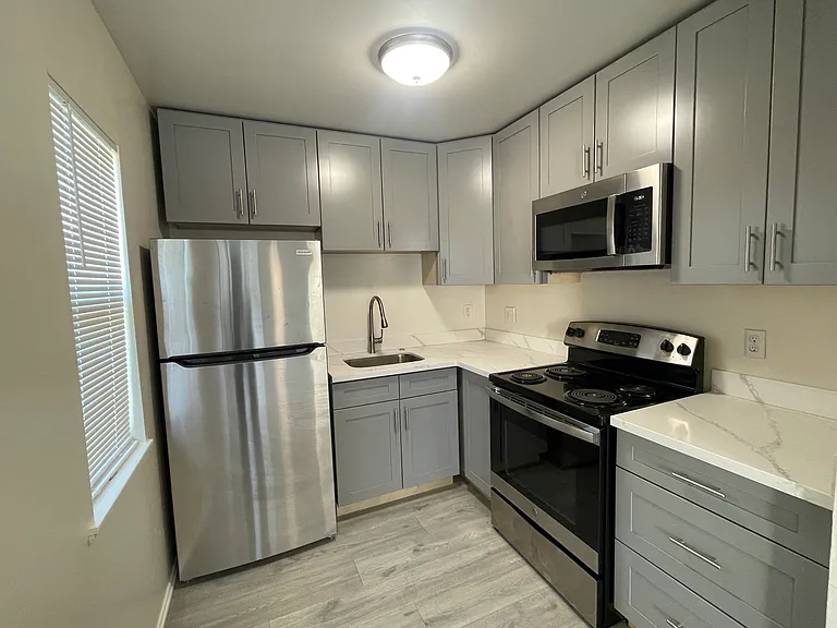 1319 Rogell Ave #3 — Photo 2