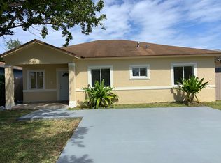 12055 SW 221st St, Miami, FL 33170