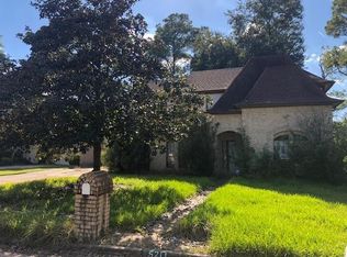 5211 Winding Way Dr, Houston, TX 77091