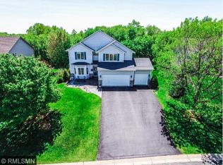 16837 Hudson Cir, Lakeville, MN 55044