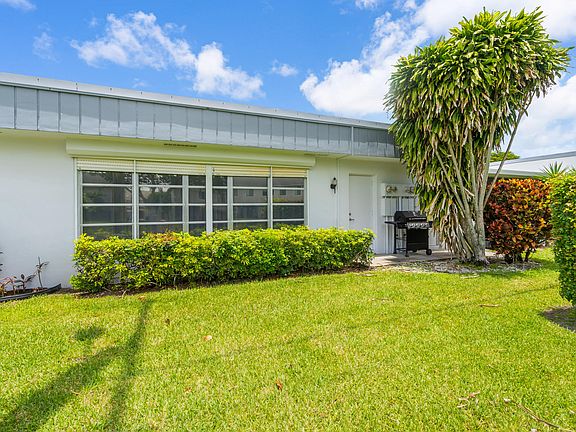 5th image of 2886 Fernley Drive E #76
