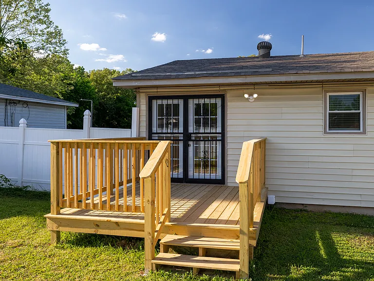 153 Seven Pines Dr — Photo 16