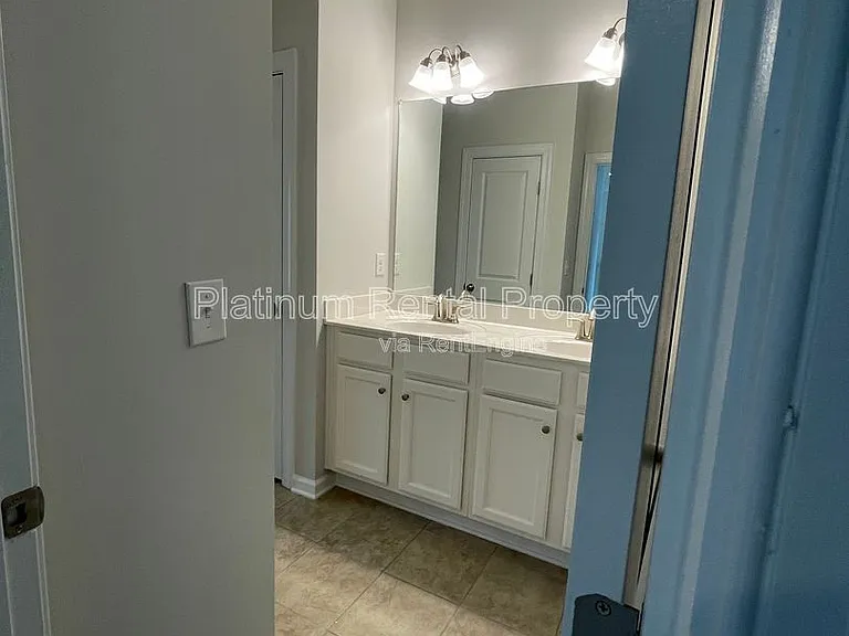 1825 Dahlia Dr — Photo 75