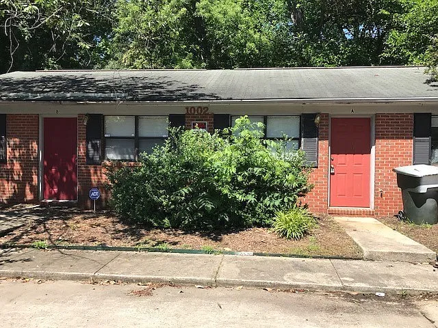 1000 Rucker St — Photo 2