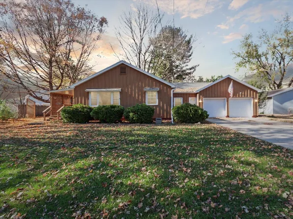 419 Elm St, Milton, WI 53563