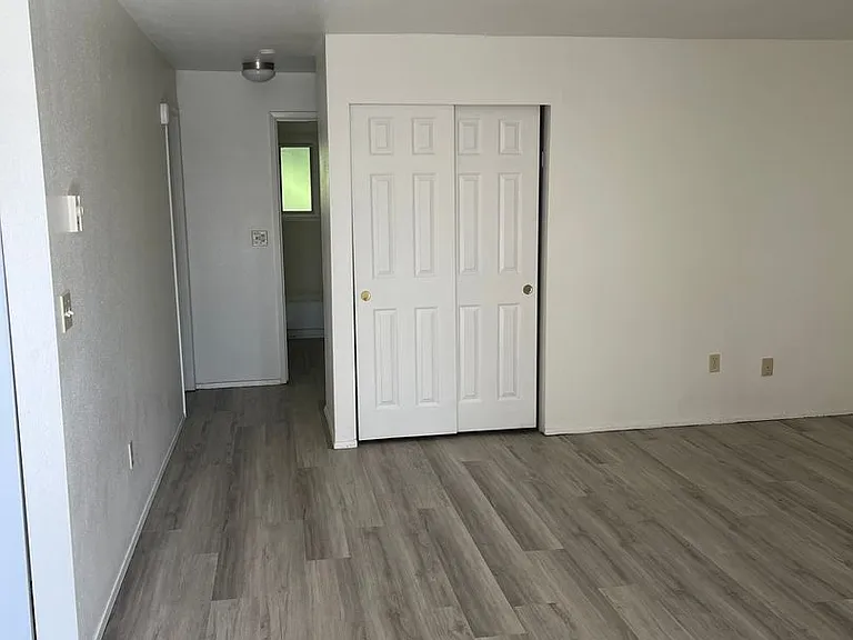 800 Liberty St — Photo 6