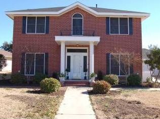 4102 Pinehurst Dr, Taylor, TX 76574