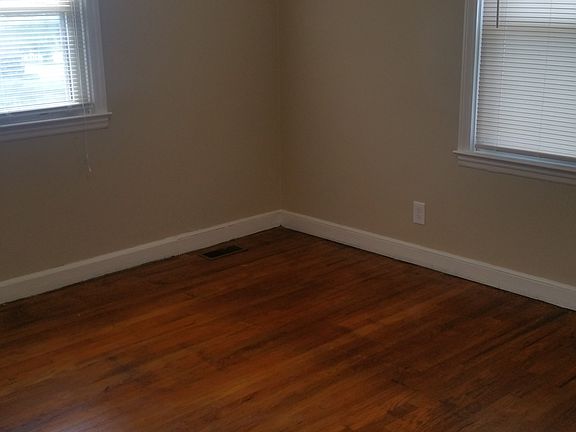 4th image of 2370 Hiwassee Cir