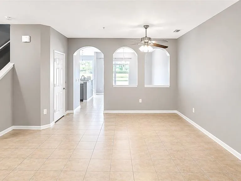 3696 Parkridge Cir #26-105 — Photo 2