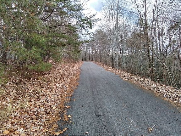 3rd image of 1500 Bear Mountain Road