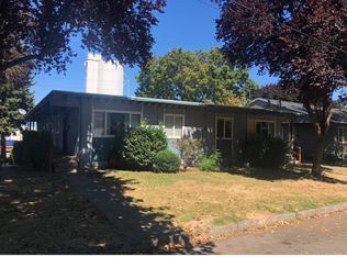 2437 NE Morgan St, Portland, OR 97211