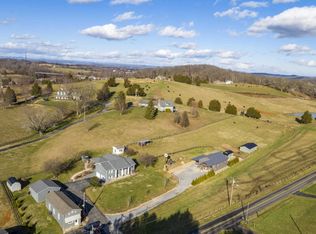 3220 Knob Creek Rd, Johnson City, TN 37615