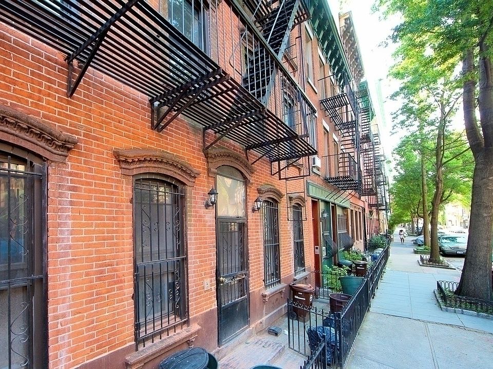 1st image of 100 Wyckoff St #2C