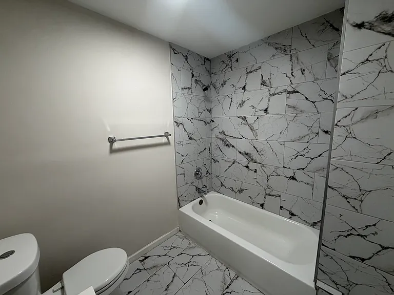 28-30 Kenmore Ave #2L — Photo 4