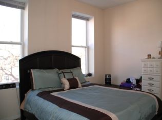 2242 N Leavitt St, Chicago, IL 60647