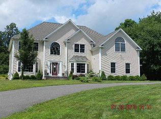 2 Birdseye Rd, Shelton, CT 06484