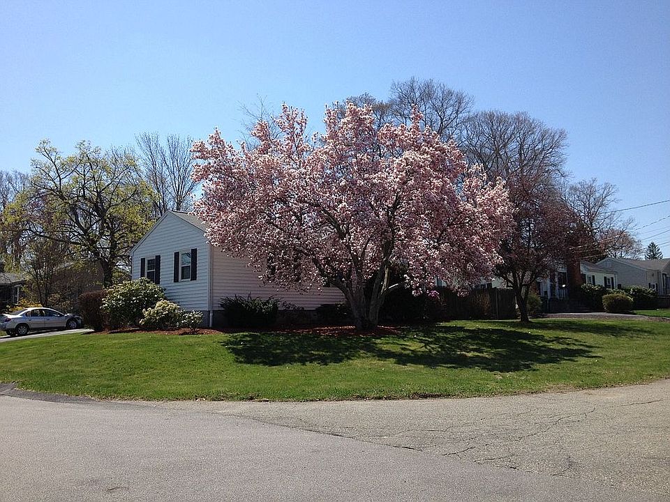 2nd image of 78 Spruce Rd