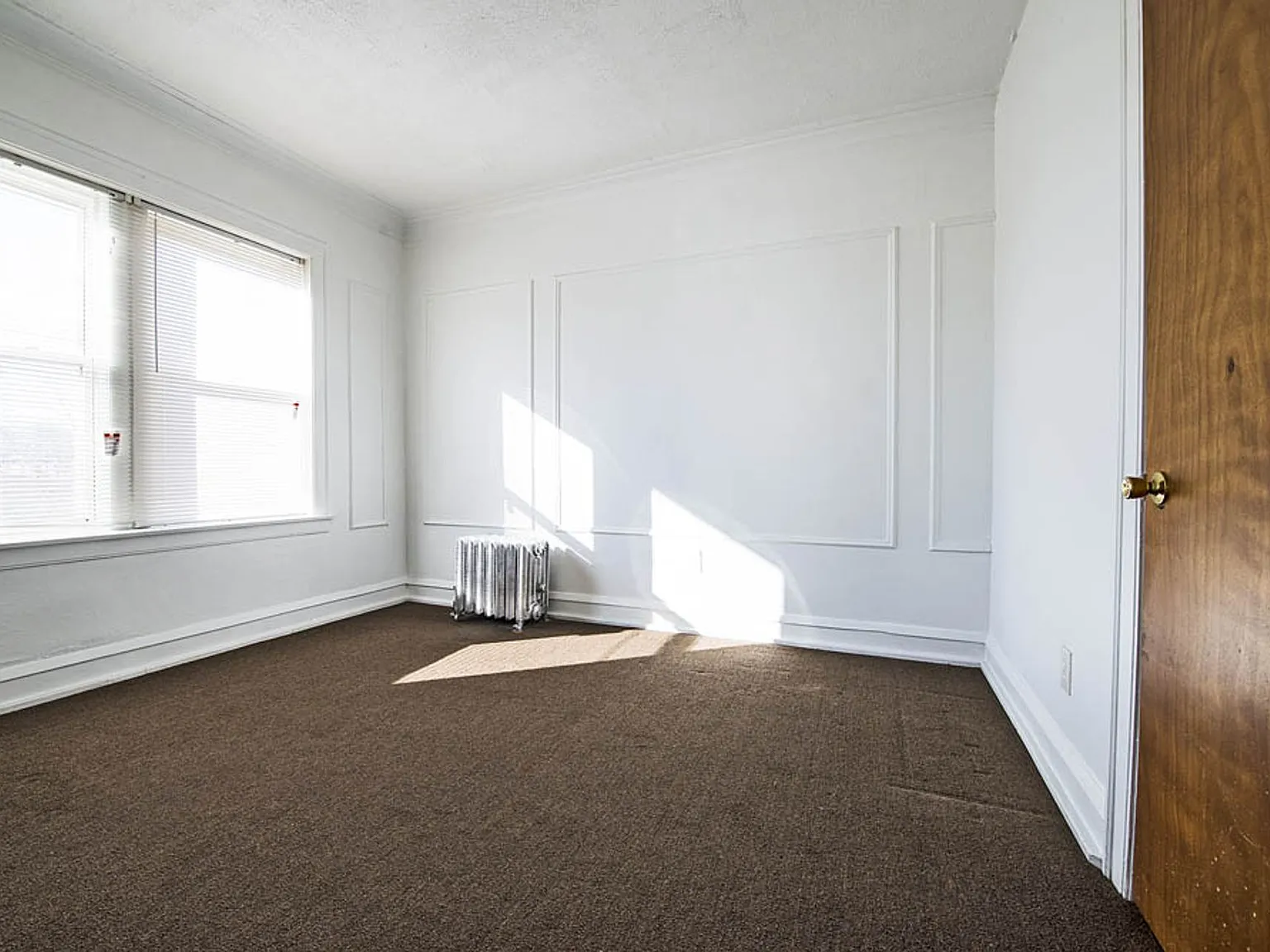 8056 S Drexel — Photo 3