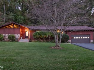521 Brookwood Dr, Bristol, TN 37620