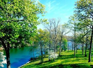 33 Neffwood Ln, Bella Vista, AR 72715